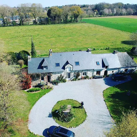 La Ville De Mainguy Josselin Buitenkant foto